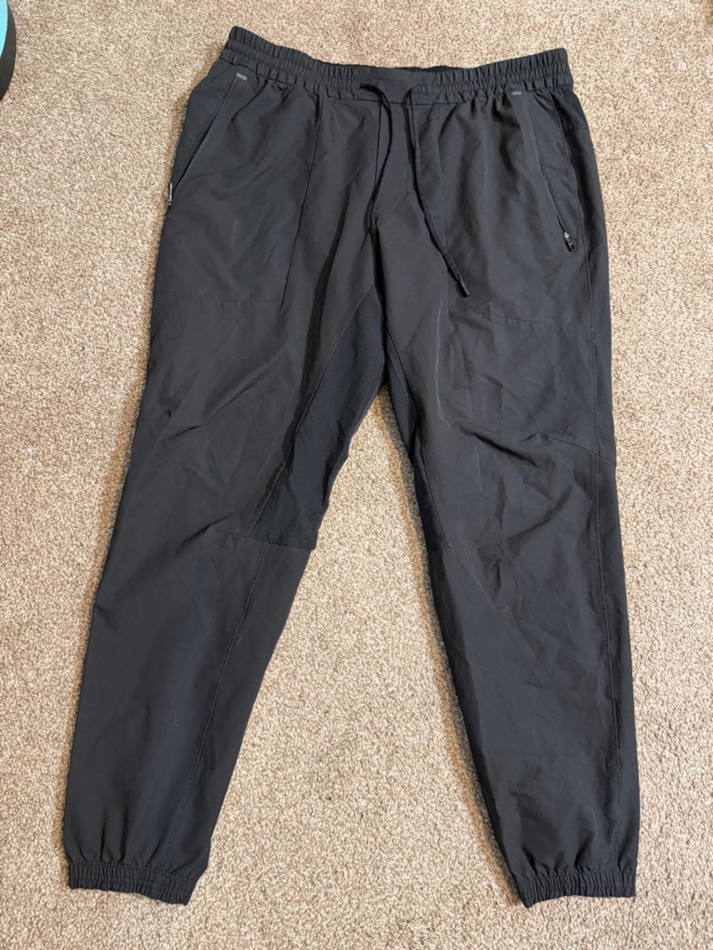 Lululemon men’s XL license to train joggers sweatpants black